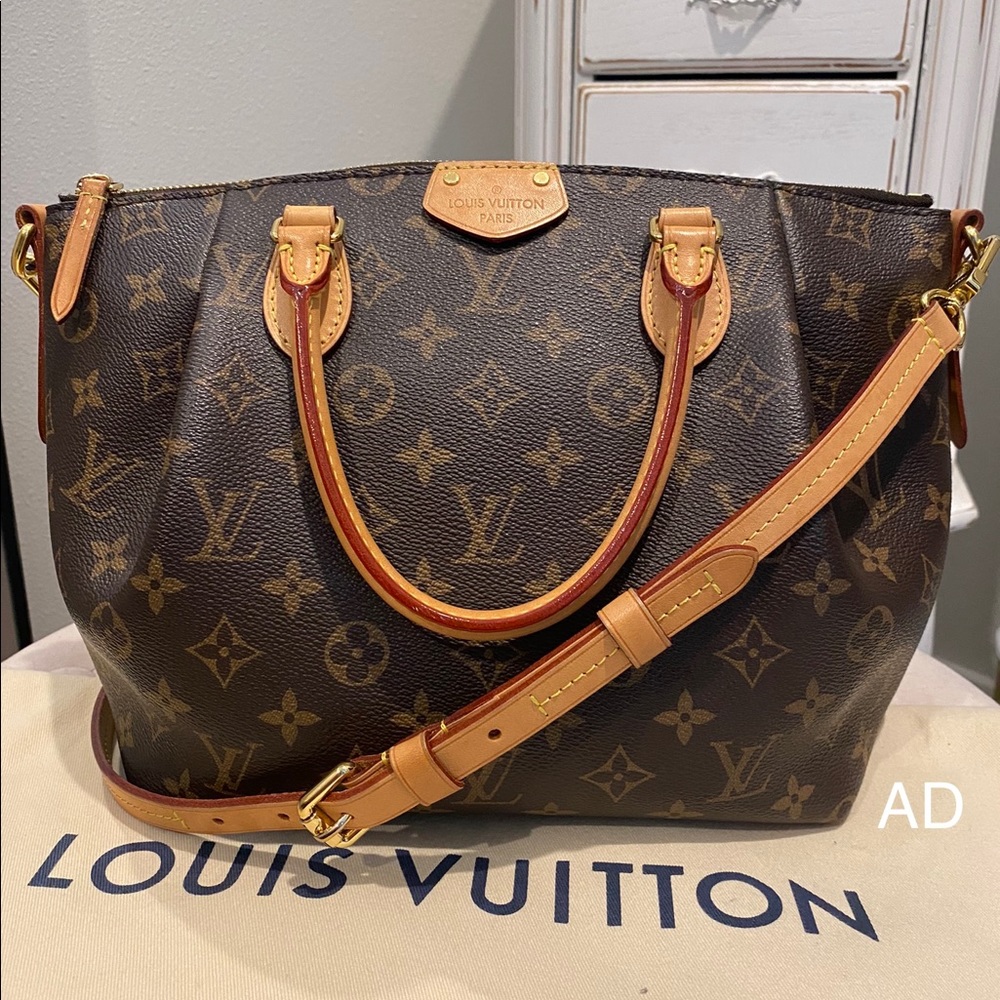 Authentic LV Turenne PM Monogram